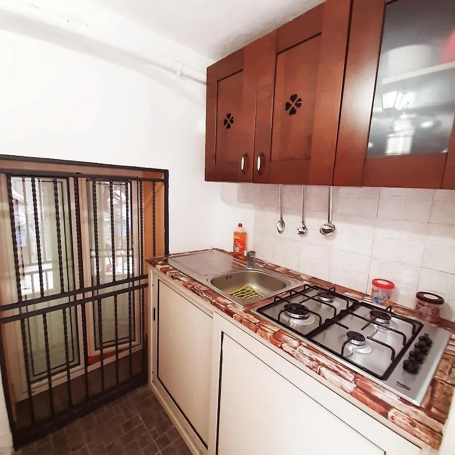 Holiday House Da Alessandra Catania 0*,  Italia